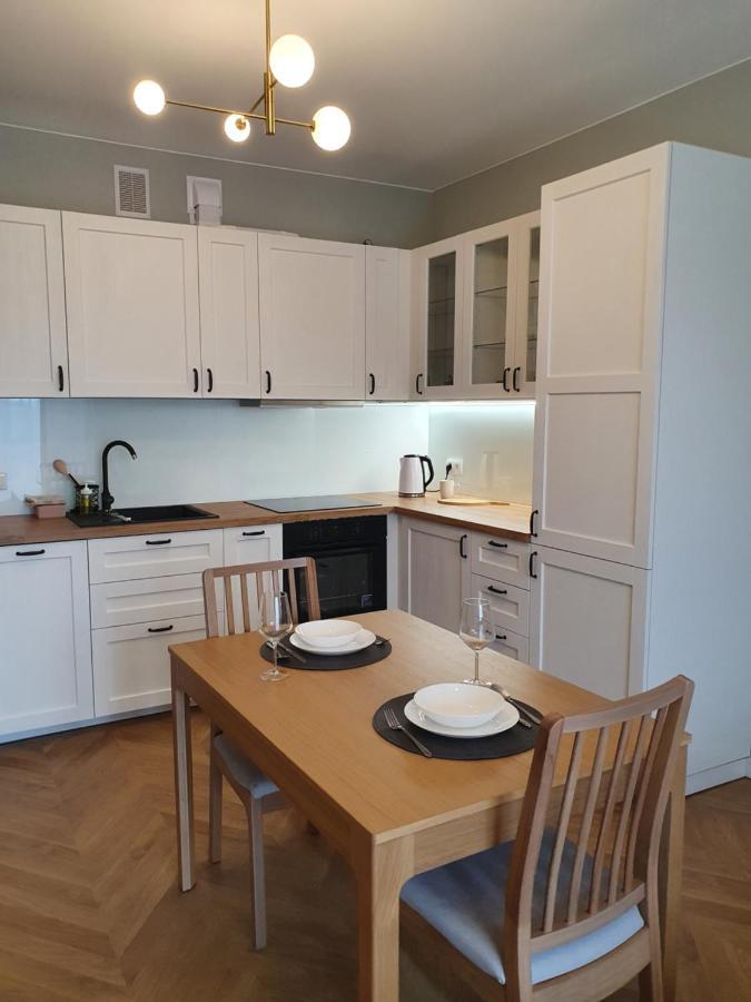 Imara-klimatyzacja, Miejsce Parkingowe Apartament Łódź